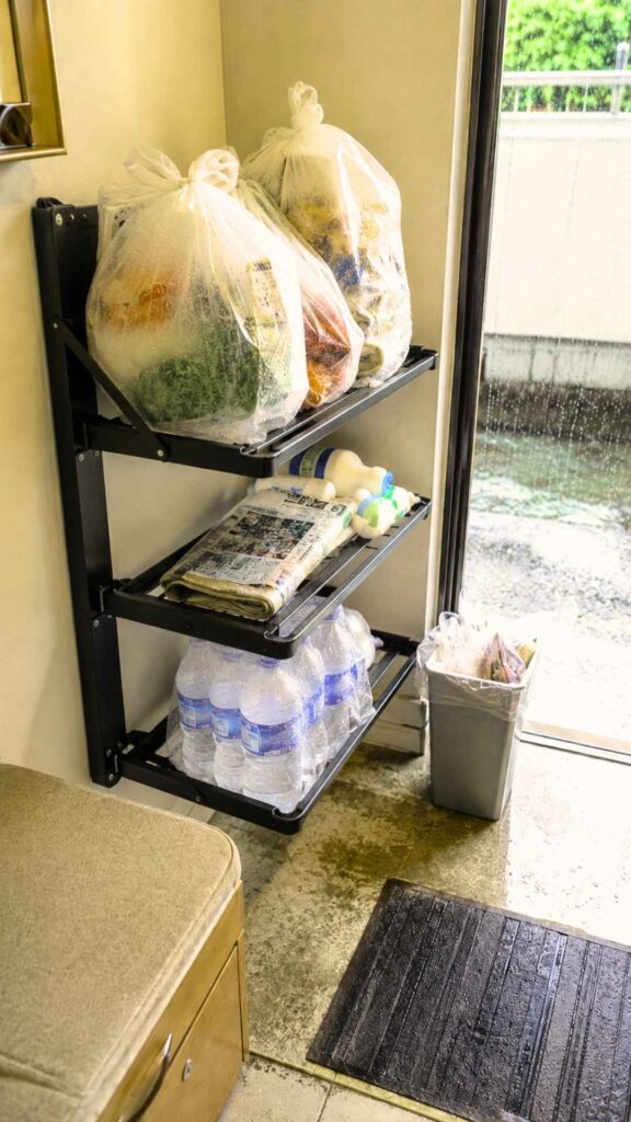 Foldable Rack for Wet Deliveries